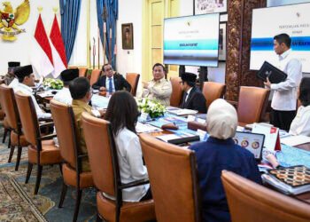 Presiden Prabowo Bahas Pengembangan Sekolah Rakyat Bersama Jajaran Kabinet Merah Putih
