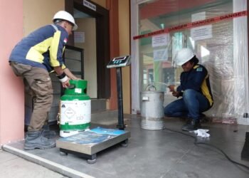 Dispersip Kalsel Lakukan Fumigasi Bahan Pustaka di Perpustakaan Palnam dan Tendean