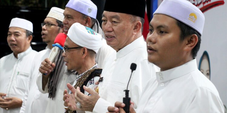 Gubernur Kalsel Bersama Forkopimda dan SKPD Khataman Al-Qur’an