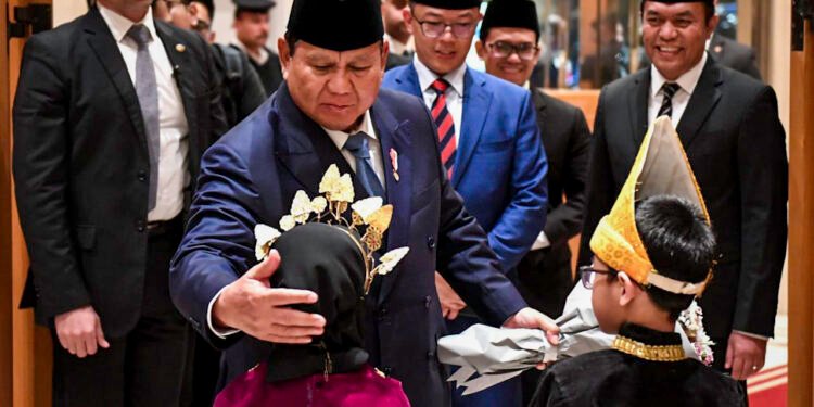 Presiden Prabowo Disambut Hangat Diaspora Indonesia di Kairo