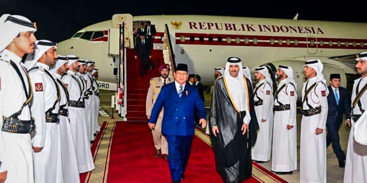 Presiden Prabowo Tiba di Doha untuk Kunjungan Resmi