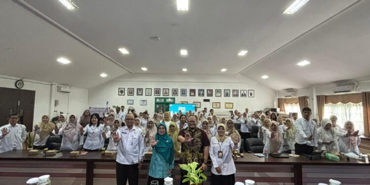 Dinkes Kalsel Gelar Pertemuan Diseminasi dan Evaluasi Hasil Surveilans Gizi Tahun 2025