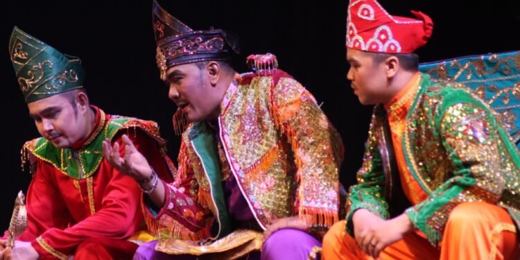 Jadi Ajang Silaturahmi Antar Seniman, Pemprov Kalsel Selenggarakan Aruh Teater Kalsel 2025