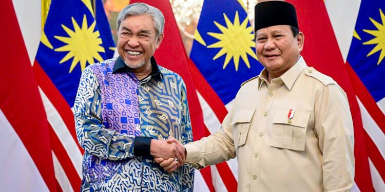 Pertemuan Hangat Presiden Prabowo dan Wakil PM Malaysia: Kawan Lama dari Masa Muda
