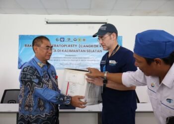 Operasi Cangkok Kornea Pertama di Kalimantan Selatan