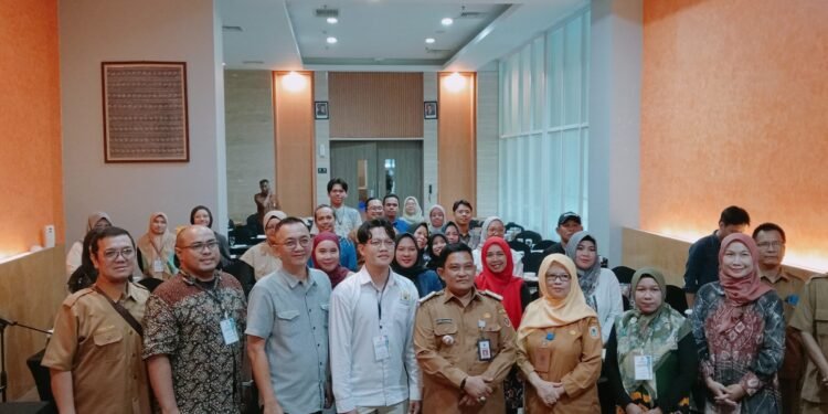 Disperin Bekali Pelaku Usaha Melalui Pelatihan Pengembangan Kewirausahaan Produk Pangan se-Kalsel