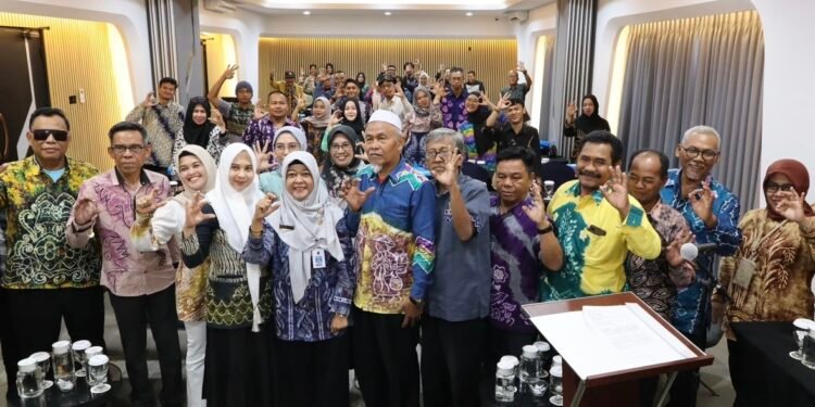 Tingkatkan Kunjungan Pariwisata, Dispar Kalsel Gelar Bimtek Story Telling Menyasar Pokdarwis di Banjarbaru