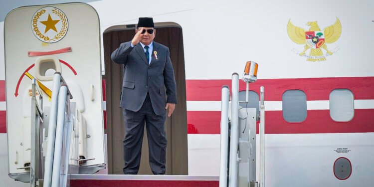 Presiden Prabowo Kembali ke Tanah Air usai Ikuti Rangkaian KTT ke-46 ASEAN