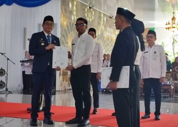 Lantik Ribuan PPPK Tanah Bumbu, Begini Pesan Bupati Andi Rudi Latif!
