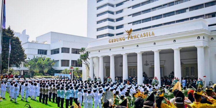 Pimpin Upacara Peringatan Harlah Pancasila 2025, Presiden Prabowo Tegaskan Komitmen Menuju Indonesia Raya