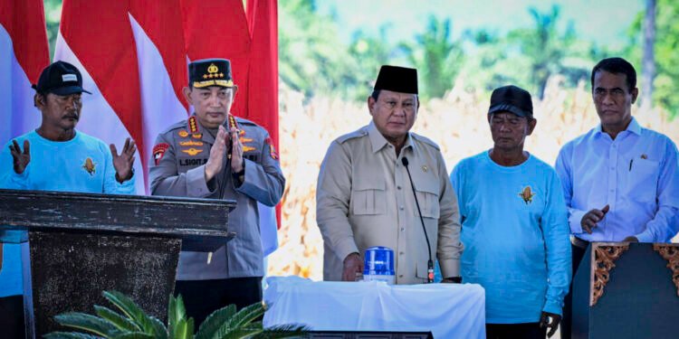 Presiden Prabowo Resmikan Groundbreaking 18 Gudang Polri dan Gudang Dryer Jagung