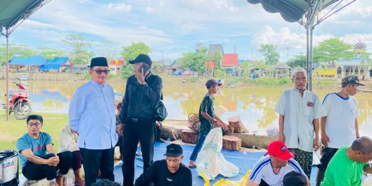 Peringati Hari Raya Iduladha 1446 H, Desa Mekar Potong 12 Sapi dan 2 Kambing