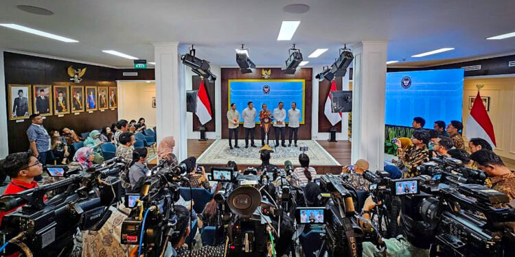 Empat Izin Tambang Dicabut, Pemerintah Tegaskan Komitmen Jaga Kawasan Konservasi Raja Ampat