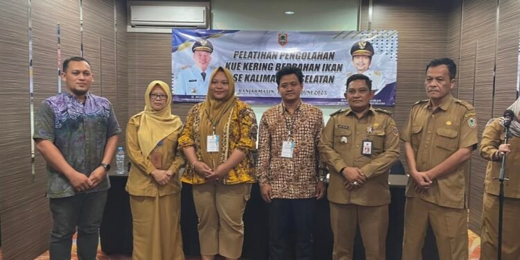 Kembangkan Potensi Lokal, Disperin Kalsel Gelar Pelatihan Kue Kering Berbahan Ikan untuk Tingkatkan IKM