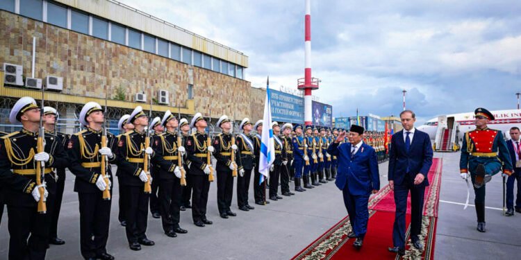Tiba di St. Petersburg, Presiden Prabowo akan Bertemu Presiden Putin dan Hadiri SPIEF 2025