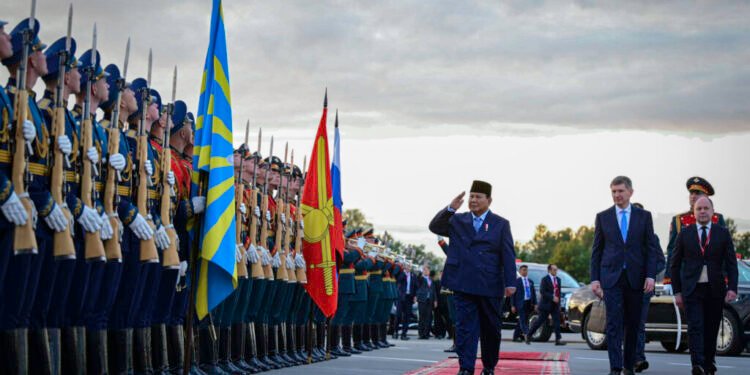 Tuntaskan Kunjungan Resmi di St. Petersburg, Presiden Prabowo Bertolak Kembali ke Tanah Air