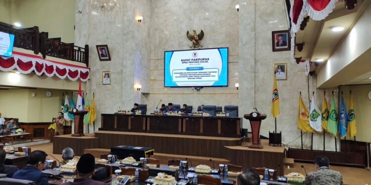 Rapat Paripurna DPRD, Arah Kebijakan APBD 2025 Sesuai Visi Misi Gubernur Kalsel