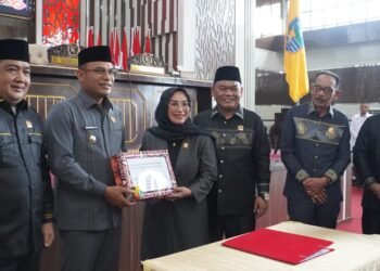 Pemkab Kotabaru Sampaikan Nota Keuangan RAPBD-P 2025, Fokuskan pada Program Prioritas dan Percepatan Pembangunan