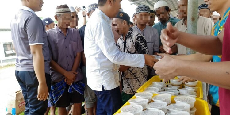 Jumat Berkah, Lapas Batulicin Bagikan Makanan Kepada Warga Binaan