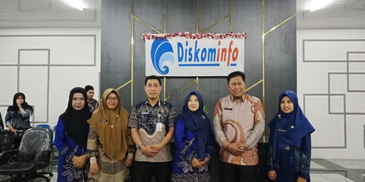 Tingkatkan Kinerja ASN, BPKSDM Kotabaru Kunjungi Diskominfo Gelar Sharing Session Pengelolaan Kinerja