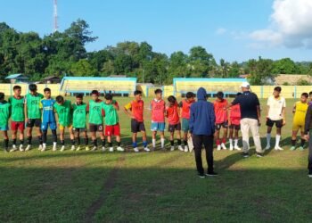 Seleksi Terakhir Tim Sepak Bola Kotabaru Jelang Porprov Tanah Laut Digelar di Stadion Bamega