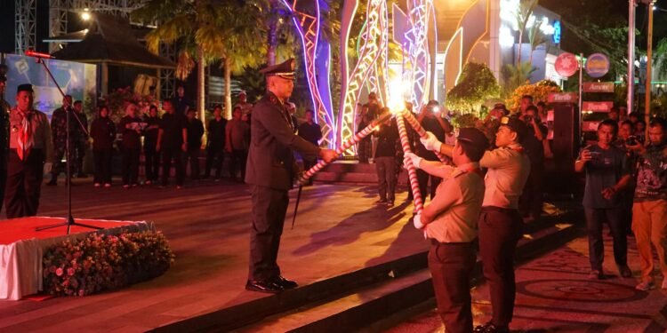 Sambut HUT ke-80 RI, Pemkab Kotabaru Gelar Apel dan Pawai Taptu