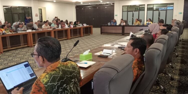 Pemkab Kotabaru Gelar Sosialisasi dan Bimtek Implementasi Transaksi Katalog Elektronik Versi 6