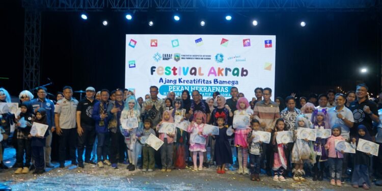 Festival Akrab 2025 Resmi Ditutup, Wakil Bupati Kotabaru: Ekonomi Kreatif Adalah Masa Depan Daerah