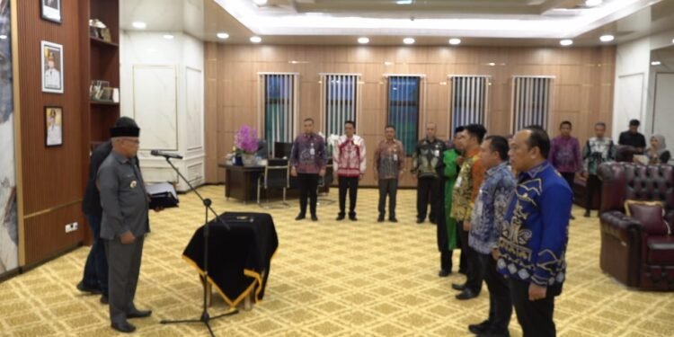 Bupati H. Muhammad Rusli Lantik Tiga Pejabat JPT Pratama Pemkab Kotabaru