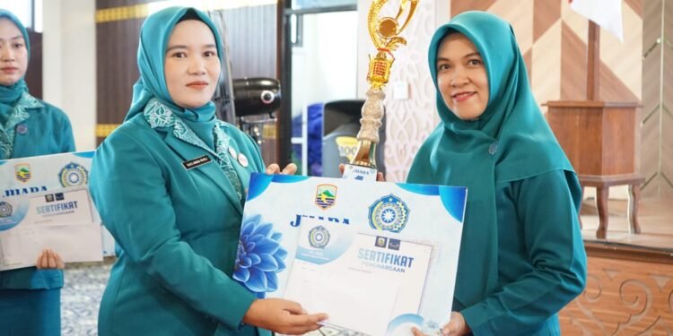 HKG PKK ke-53, Ketua TP-PKK Kotabaru Suci Anisa Rusli Teguhkan Komitmen Perkuat Peran Kader