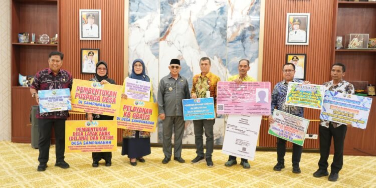 Pemkab Kotabaru Serahkan Bantuan Guna Meningkatkan Program PK2D, di Lokus Desa Sampanahan