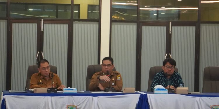 Tim BPK RI Melaksanakan Entry Meeting Audit LKPD 2025. Sekda Minta SKPD Dukung Pemeriksaan