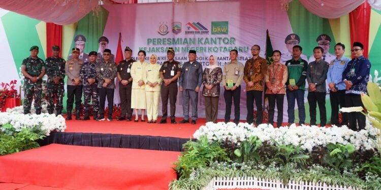 Pemkab Kotabaru Raih Penghargaan Pegelolaan APBD Terbaik Kategori DAK Fisik