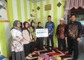 Negara Hadir untuk Keluarga Pekerja: BPJS Ketenagakerjaan Batulicin Serahkan Santunan Rp70 Juta dan Beasiswa Rp131 Juta kepada Keluarga Almarhum Madi