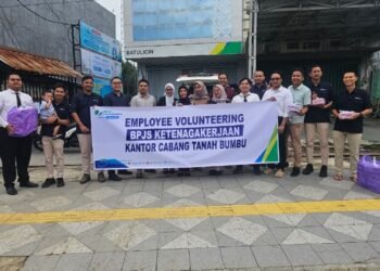 BPJS Ketenagakerjaan Batulicin Lakukan Employee Volunteering Berbagi Takjil di Bulan Ramadan