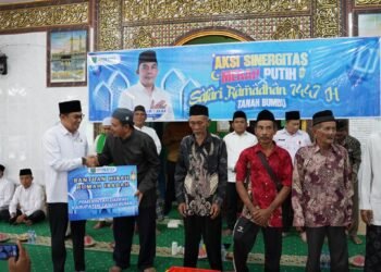 Safari Ramadan 1447 H di Mantewe, Bupati Andi Rudi Latif Pererat Silaturahmi dan Serahkan Bantuan