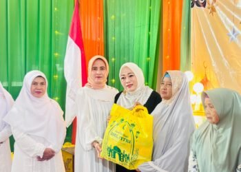Dharma Wanita Persatuan Kotabaru Gelar Pertemuan Rutin, Berbagi Bansos dan Buka Puasa Bersama