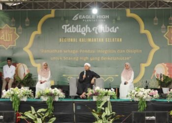 Perkuat Integritas Lewat Religi, Ribuan Karyawan PT Singaland Asetama Padati Tabligh Akbar di Mantewe