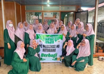Muslimat NU Kotabaru Gelar Aksi Berbagi Pakaian Layak Pakai