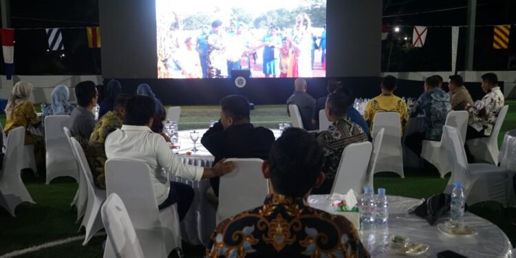 Pisah Sambut Komandan Lanal Kotabaru, Letkol Laut (P) M. Harun Al Rasyid Serahkan Jabatan kepada Letkol Laut (P) Muhammad Arif