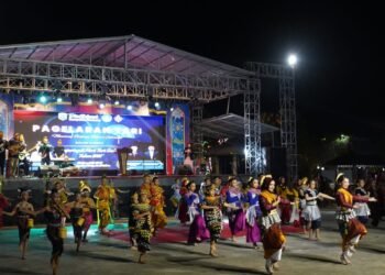Peringati Hari Tari Dunia, Pemkab Kotabaru Laksanakan Pegelaran Tari Lokal