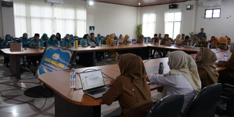 Pemkab kotabaru gelar Rapat persiapan penilaian dan verifiksi program peningkatan kualitas keluarga daerah (PK2D)