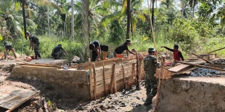 Sinergi TNI dan Warga: Pembangunan Jembatan Garuda di Kusan Hilir Capai Tahap Pondasi