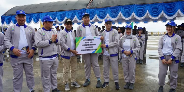 Lepas Kontingen POPDA Kotabaru, Pemkab Kotabaru Targetkan Masuk Lima Besar Kalsel