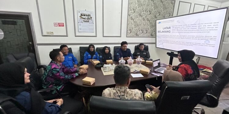 Perkuat Layanan Informasi, Diskominfosan Balangan Silaturahmi Ke Diskominfo Kotabaru
