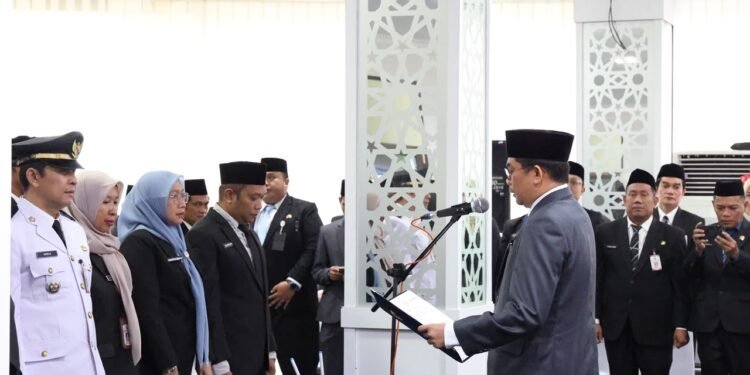Beda dari Biasanya! Lantik Pejabat Jam 7 Pagi, Bupati Andi Rudi Latif Bahas Soal Bakti pada Orang Tua