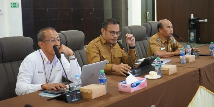 Pemkab Kotabaru Gelar Rakor Pengembangan dan Pemasangan Jaringan Listrik PLN