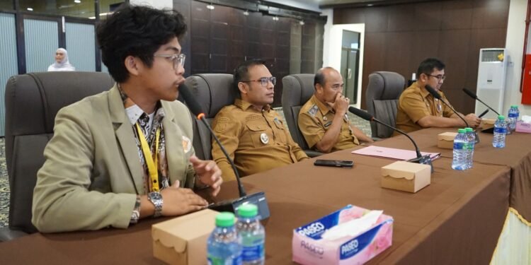 Pemkab Kotabaru Apresiasi Pengabdian Mahasiswa KKN-PPM UGM