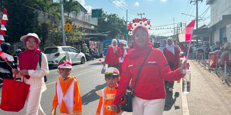 Karnaval Gugus Melati Kotabaru Tanamkan Semangat Perjuangan dan Persatuan Sejak Dini