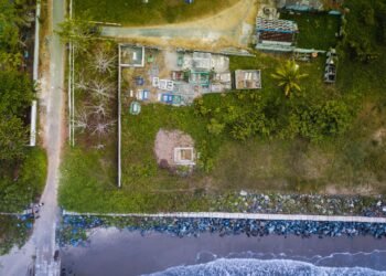 Bupati Andi Rudi Latif Bangun Siring Laut di Pagatan, Antisipasi Gelombang Pasang